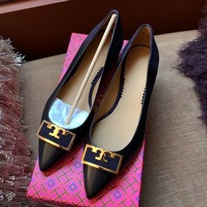 TORY BURCH GIGI Pointy Toe Midnight Leather Shoes